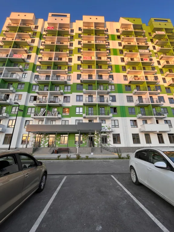 Просторная студия в зеленом районе недалеко от моря - комплекс Летний