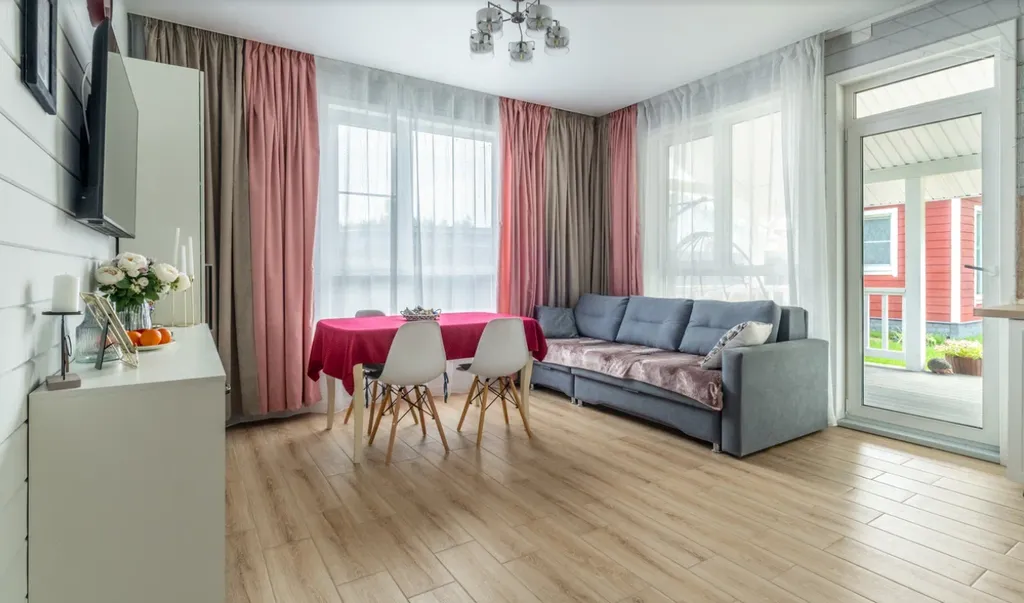 Большой семейный коттедж с русской баней