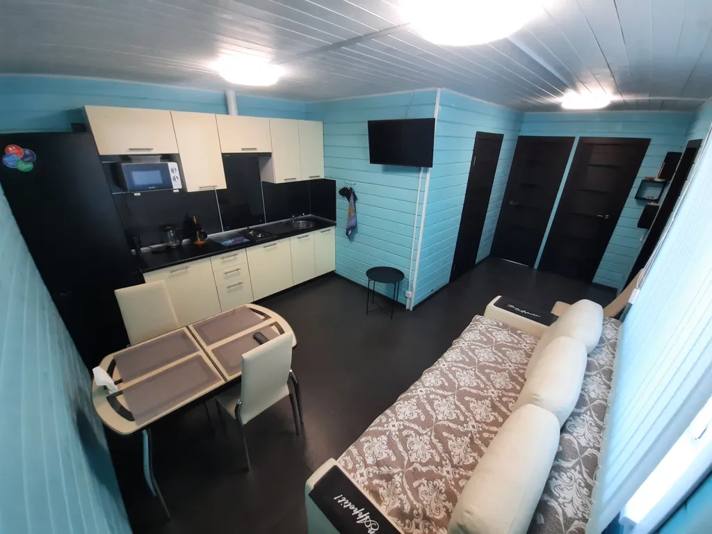 Дом на озере Вуокса с баней и беседкой