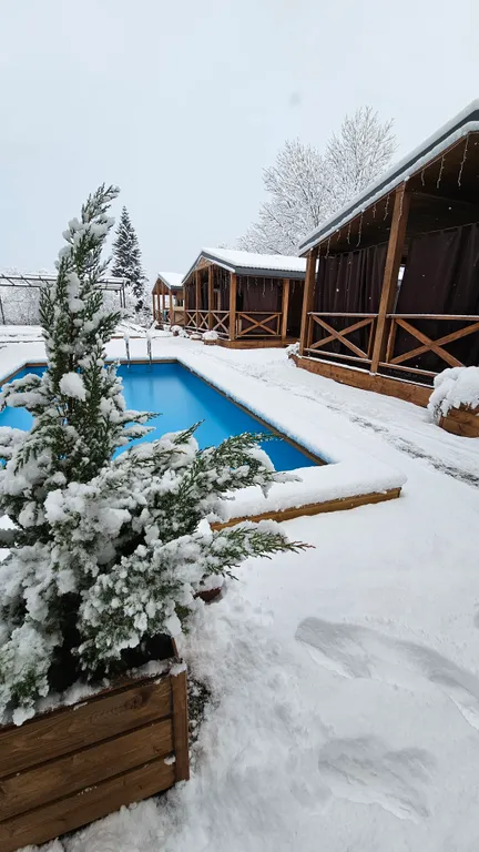 Дом с двумя спальнями и тёплым бассейном