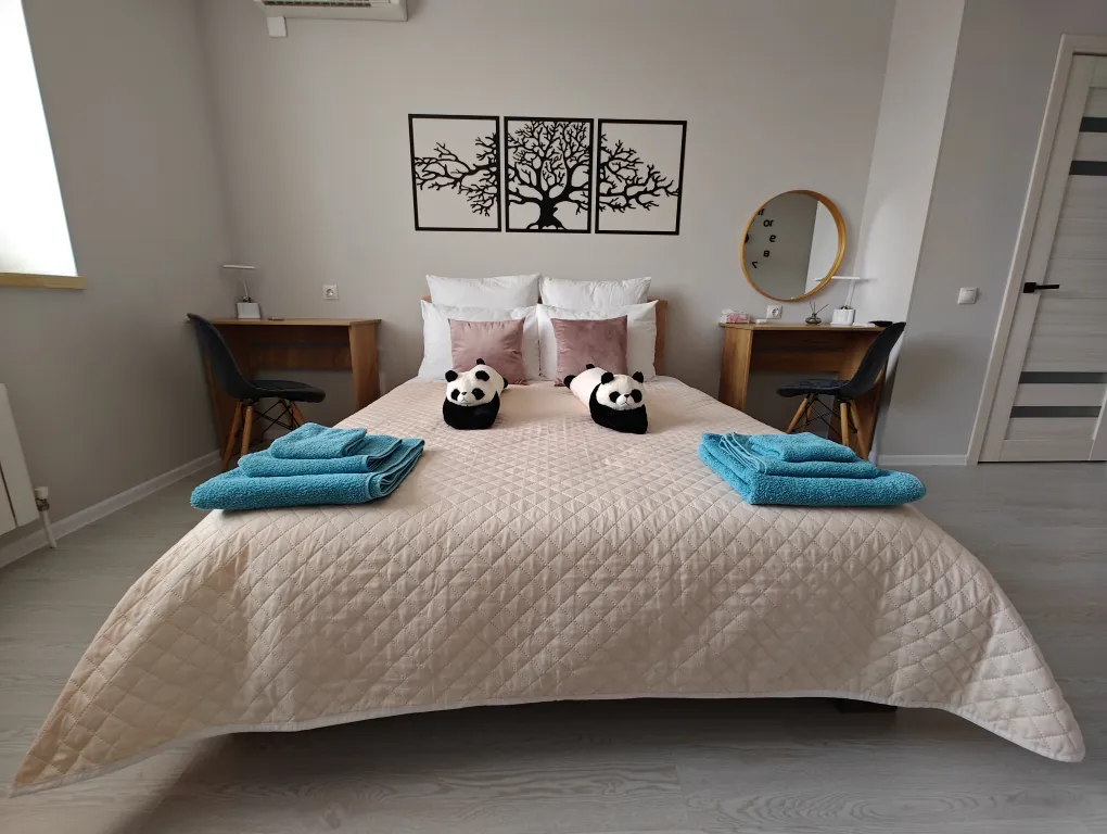 Уютная квартира 8 Панд со свежим ремонтом в тихом дворе