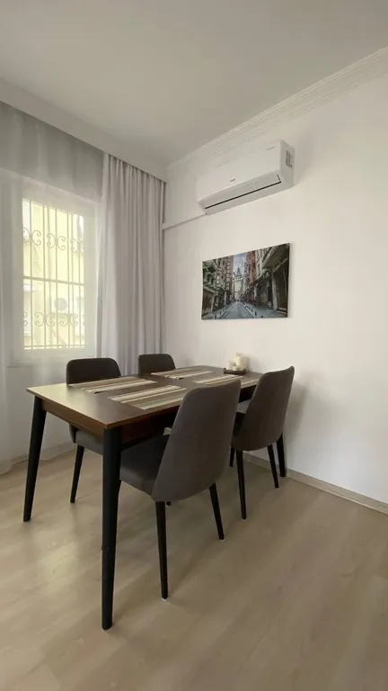 Просторная и светлая квартира у моря