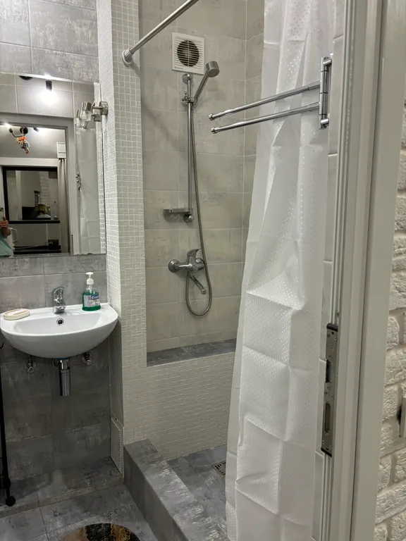 Комфортная квартира-студия в центре