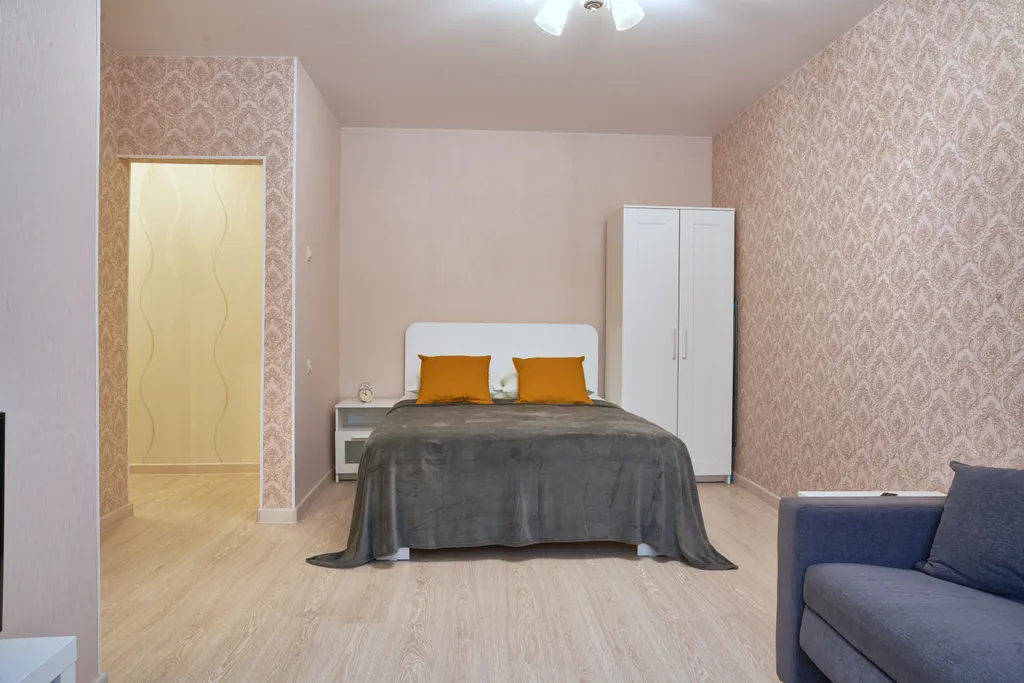 Good Night на Карташова 37