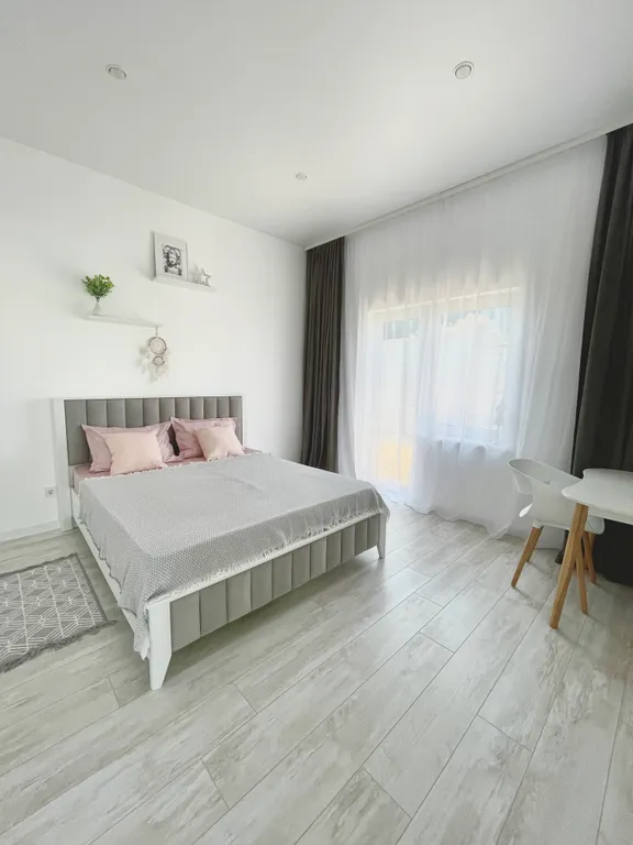 Уютный приватный дом с бассейном в горах среди виноградников