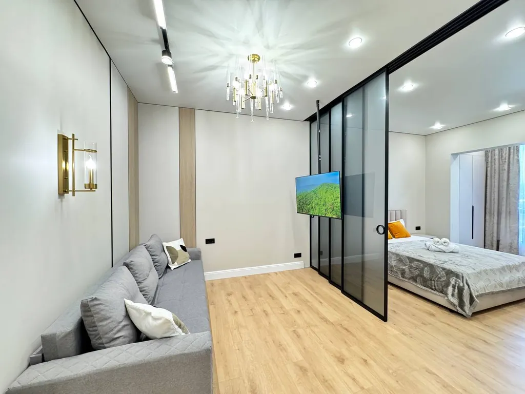 Квартира 3-комнатная с видом на горы в ЖК Комфорт Сити, рядом с ТЦ MEGA — аренда посуточно в Алматы