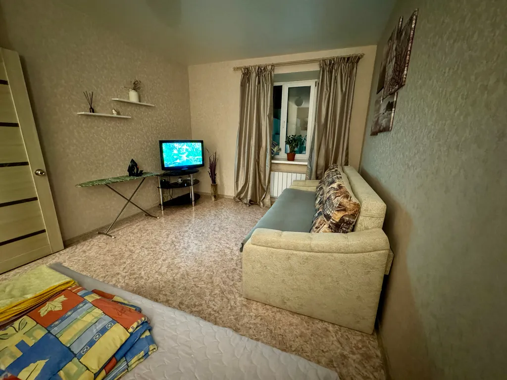 1-комнатная квартира в современном районе ЮГ2, возле поселка Рощинский