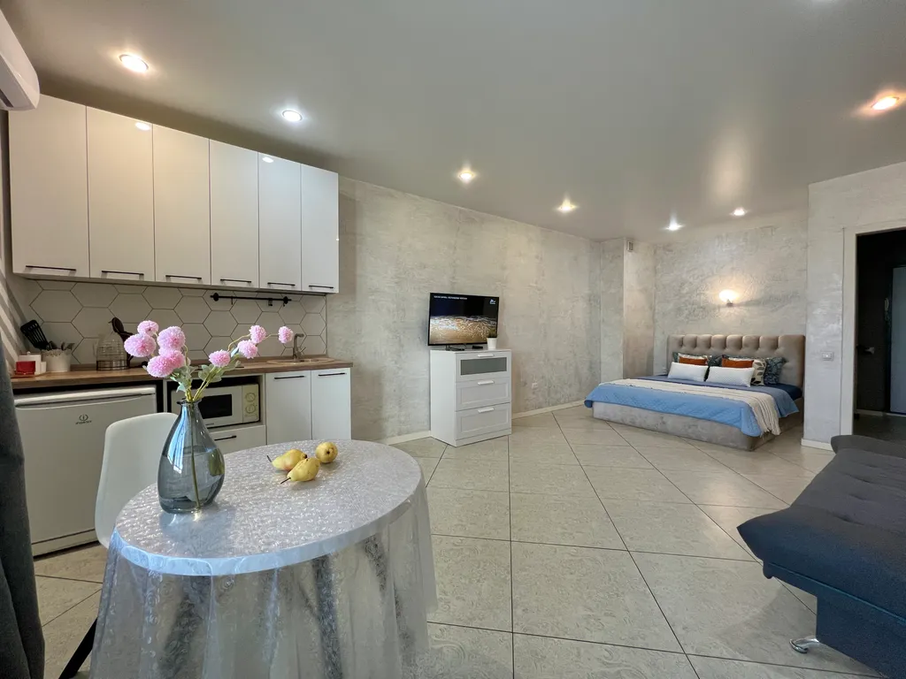 Студия с панорамным видом на реку. Не берем оплату за финальную уборку