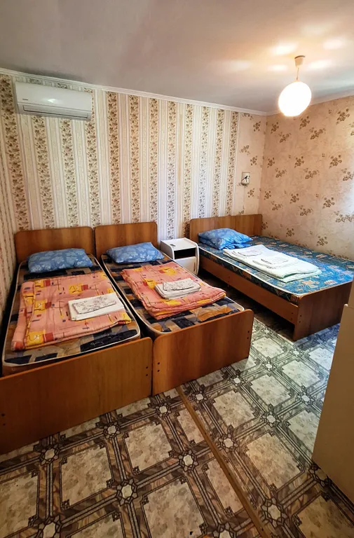 Отдельный 2-комнатный домик со всеми удобствами, море напротив