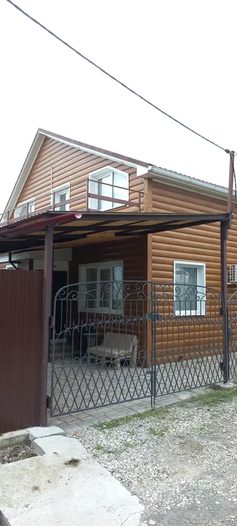 Коттедж Уютный дом рядом с морем в тенисом, фруктовом саду. — Южная Озереевка