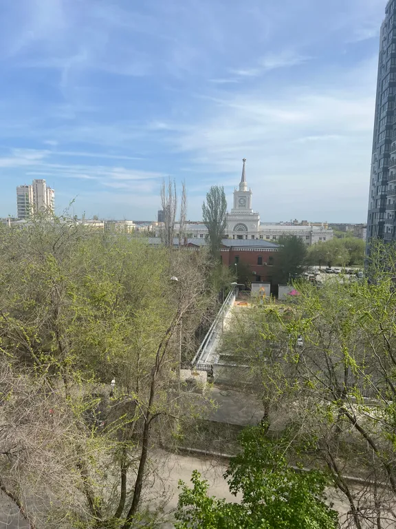 Апартаменты с видом на вокзал