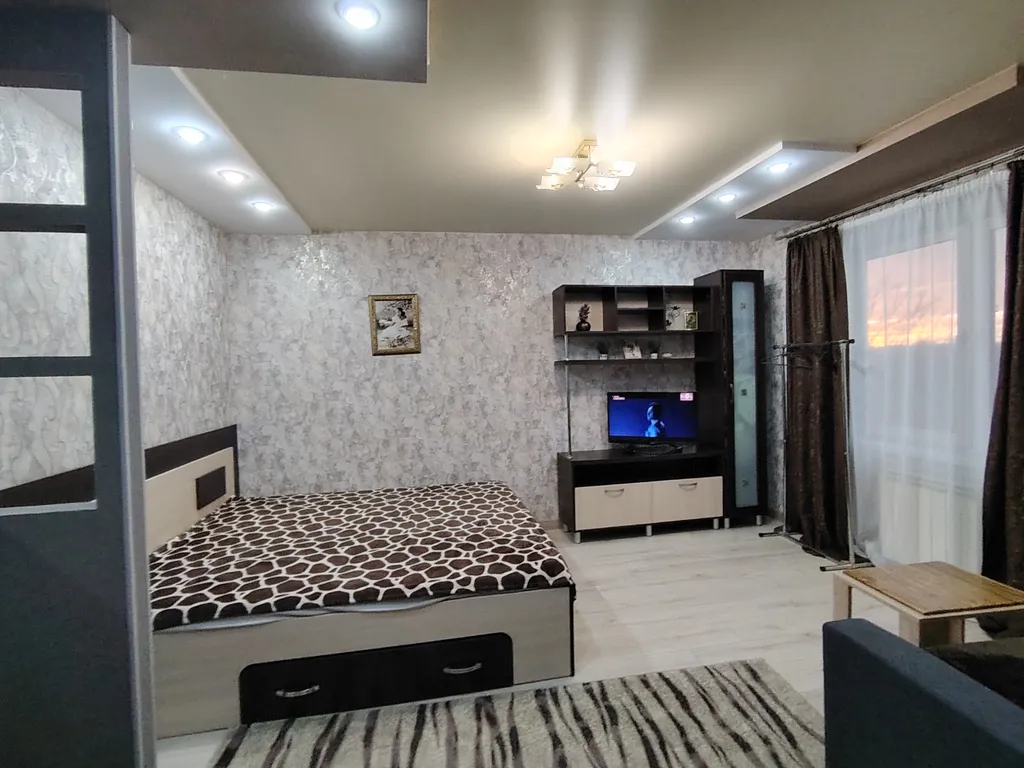 Квартира-студия возле гостиницы Ветразь