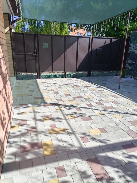 Уютный домик возле моря