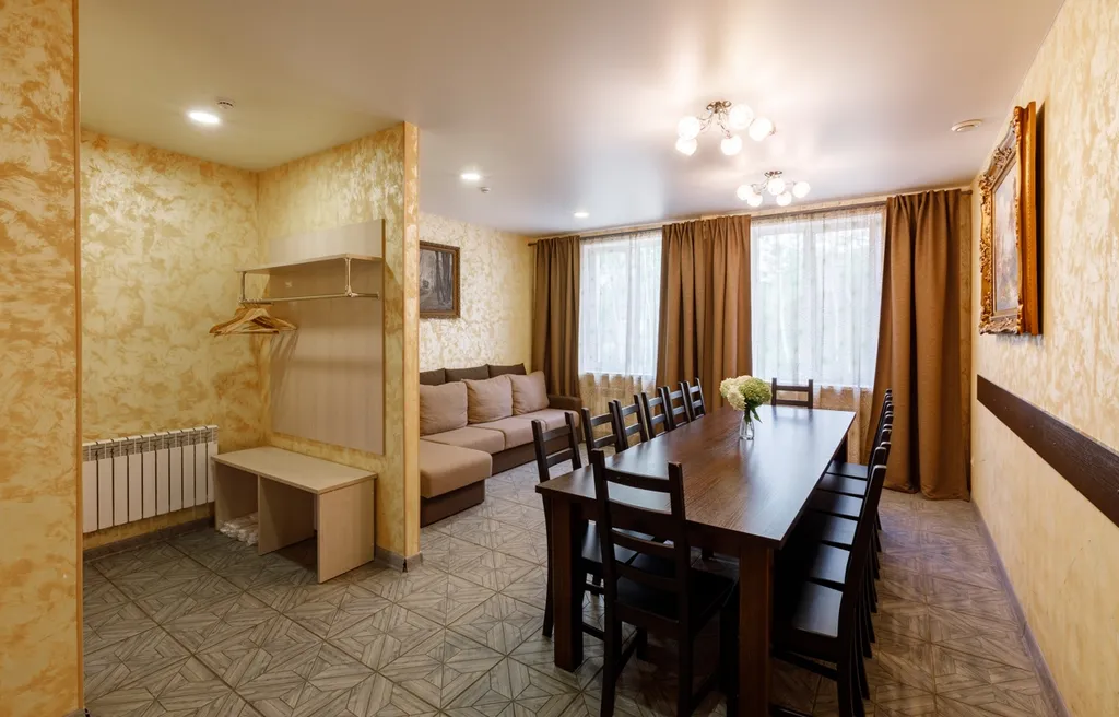 6-комнатный Дом