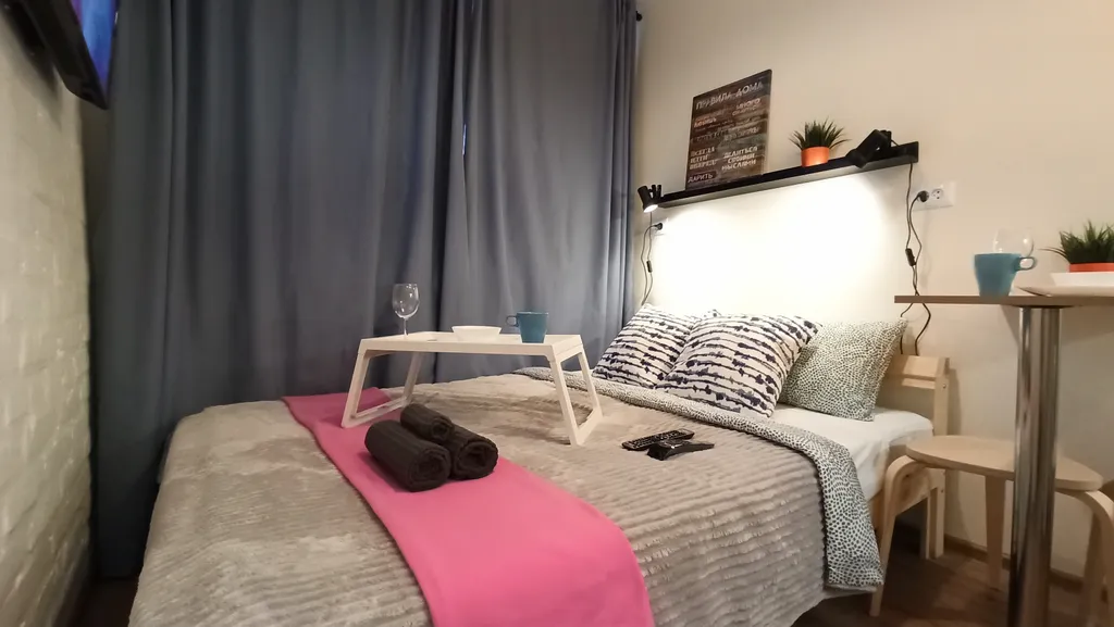 Квартира Светлая уютная студия для семейной пары около ЖД Вокзала — аренда посуточно в Новосибирск