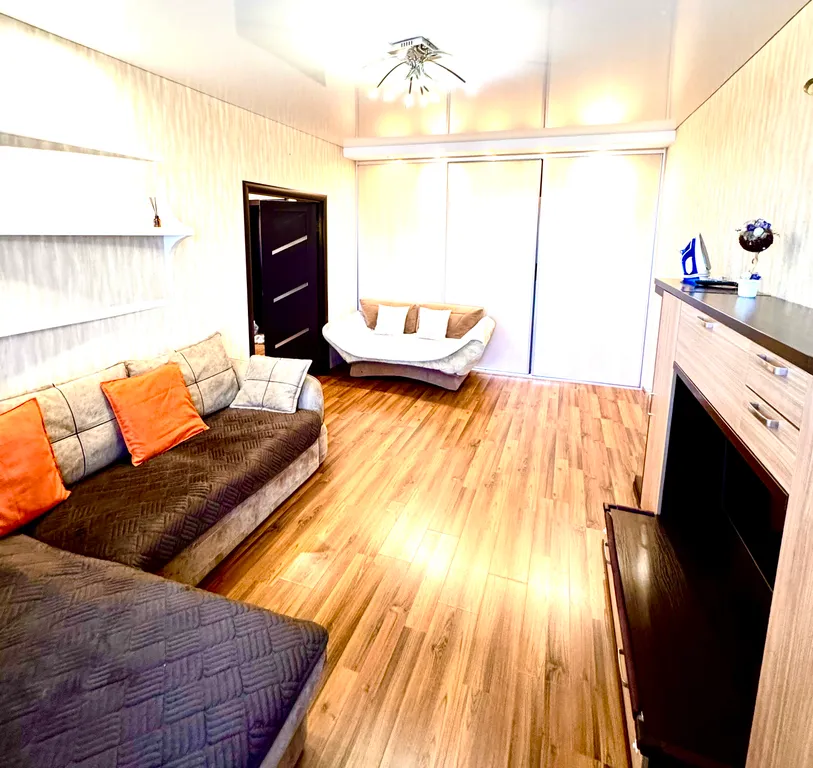 2-х комнатная квартира с хорошим ремонтом в центре