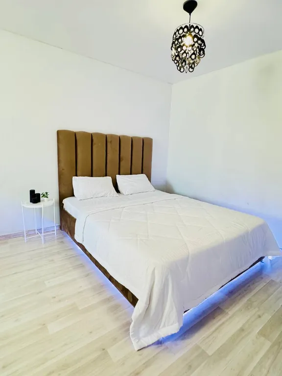 Современная квартира на Юж. Автовокзале — аренда посуточно в Екатеринбург