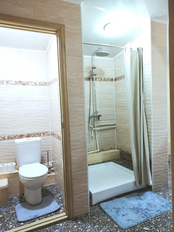 Дом Орешек на берегу Катуни