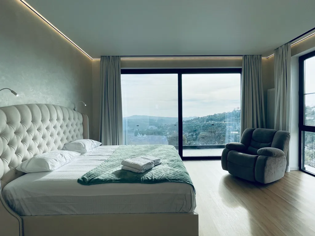 Вилла с бассейном и баней