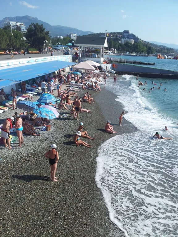 Квартира комфорт - класса у моря !