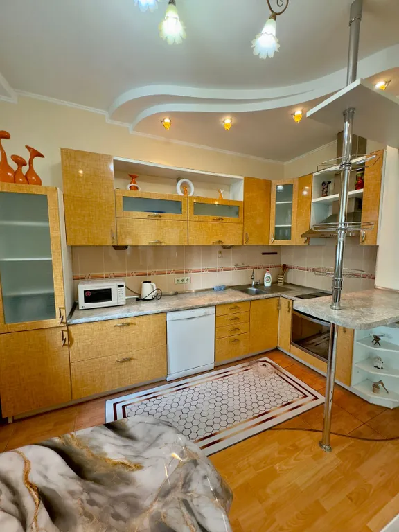 Уютная квартира в ЖК Алматы тауэрс напротив Достык плаза