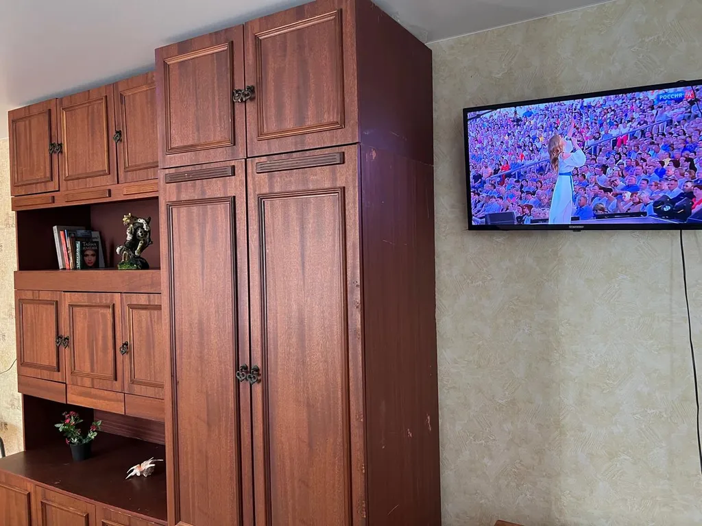 Коттедж Студия в отдельном доме, с мангальной зоной, бильярдом — Новороссийск