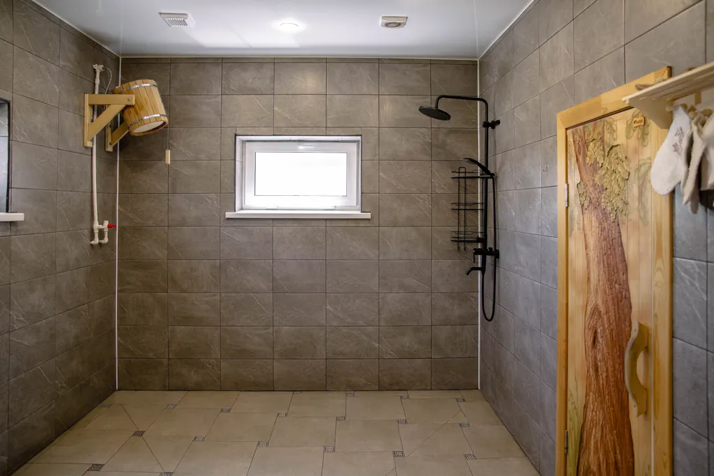 Двухэтажный коттедж с баней