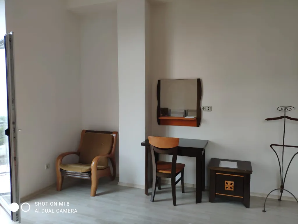 Видовой апартамент с двумя балконами