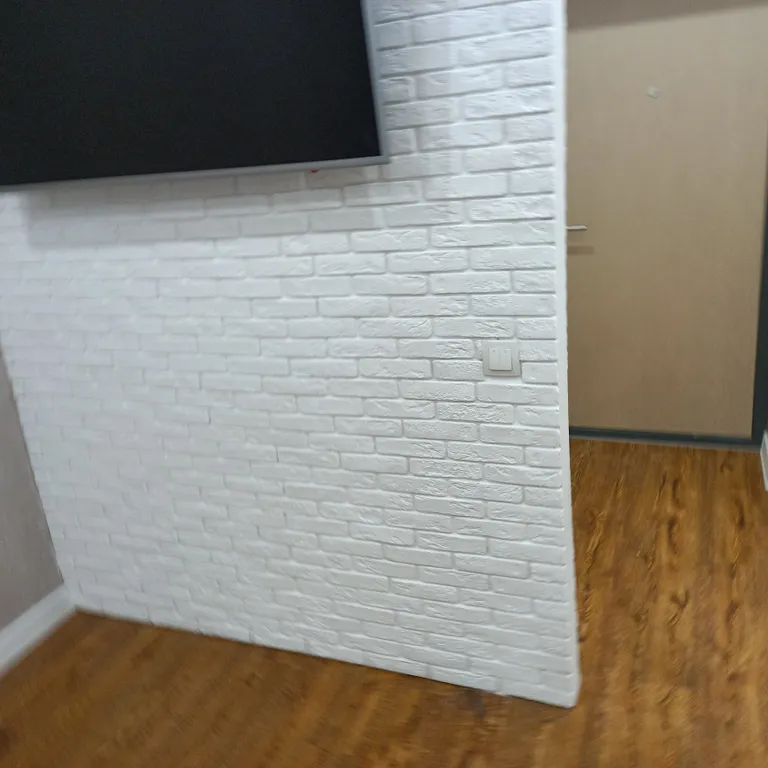 Уютная студия в зеленом массиве