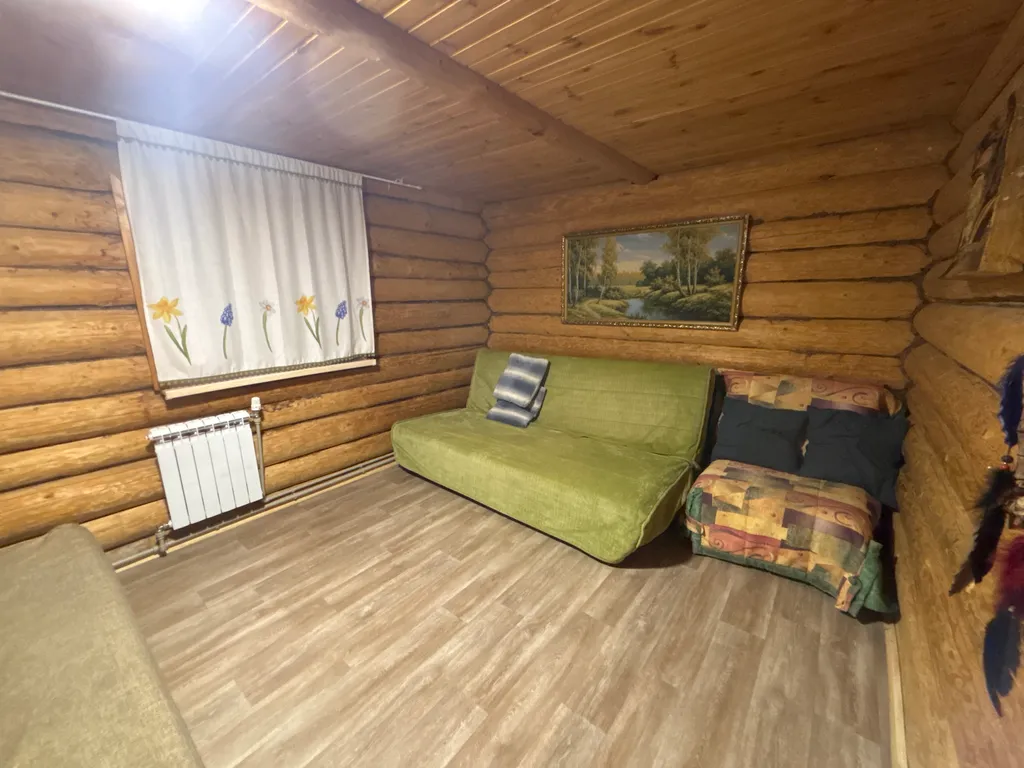 Бревенчатый дом в центре с баней и мангалом