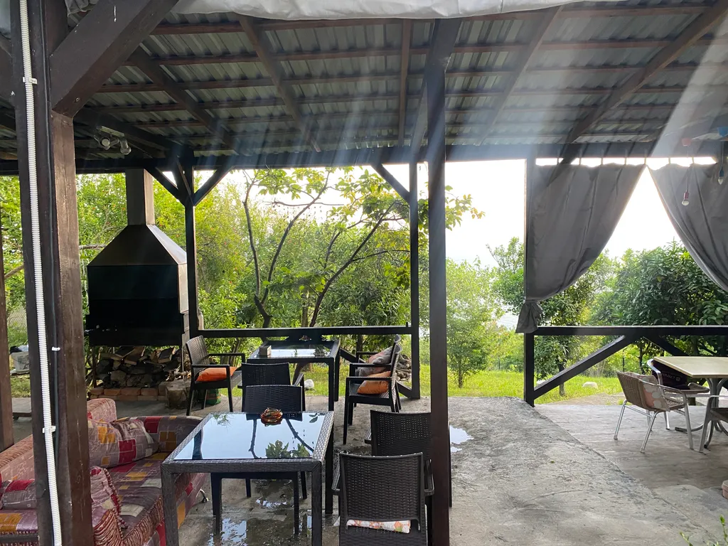 Трехместный номер с шикарным, панорамным  видом на море