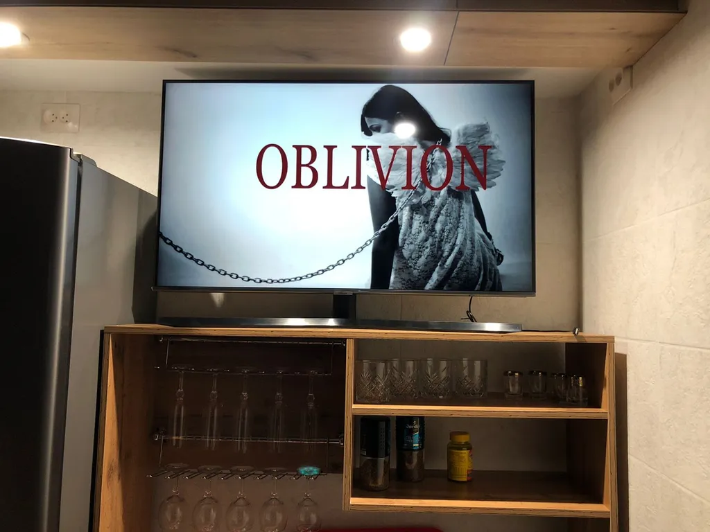 Игровая студия для взрослых)