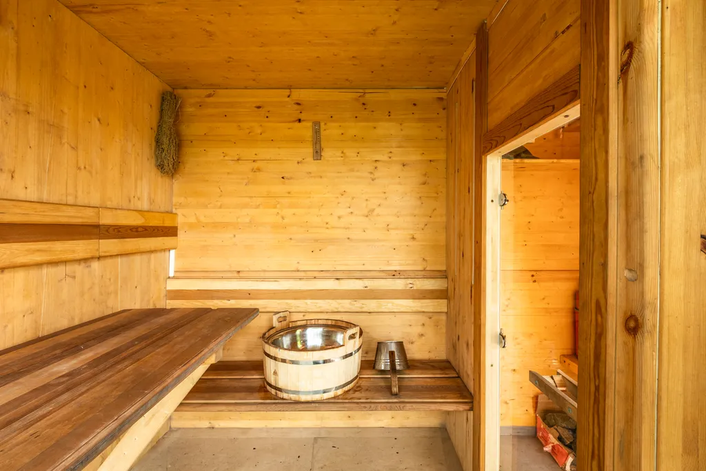 Шикарная лесная резиденция для проведения мероприятий и проживания