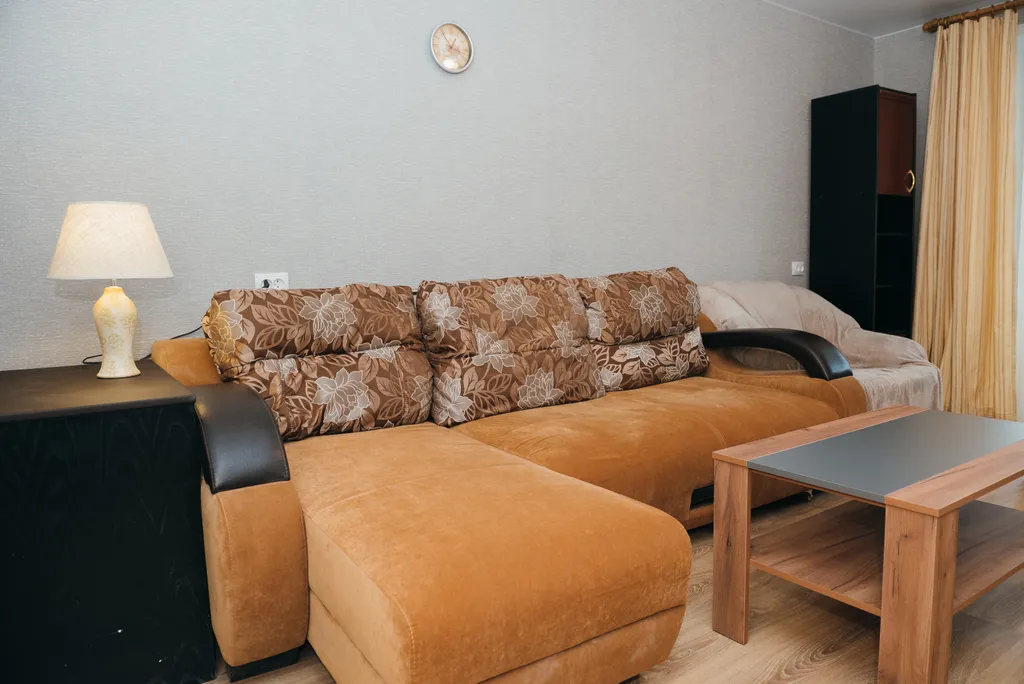 Квартира у Серебряного города