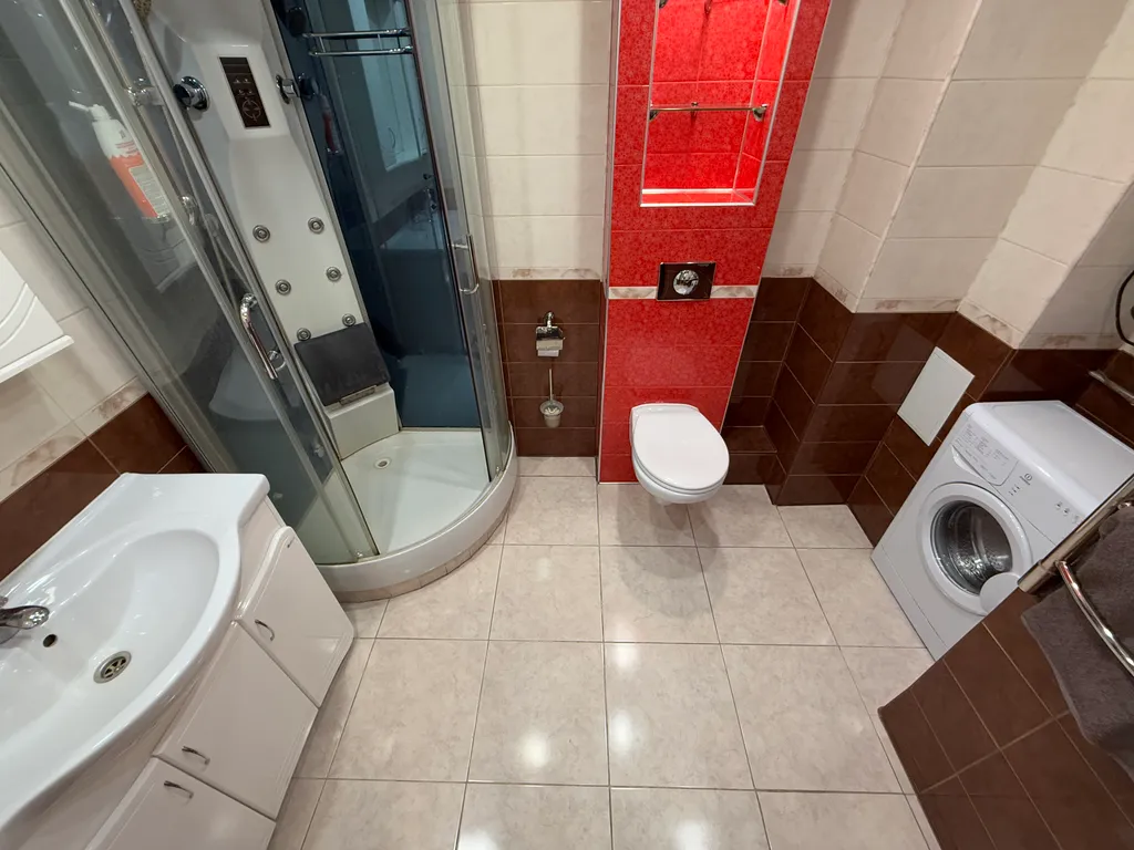 Тут хорошо на Щорса