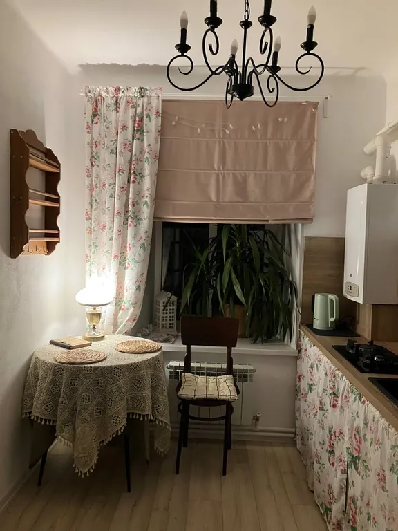 Квартира в самом центре в старинной усадьбе в стиле модерн с балконом