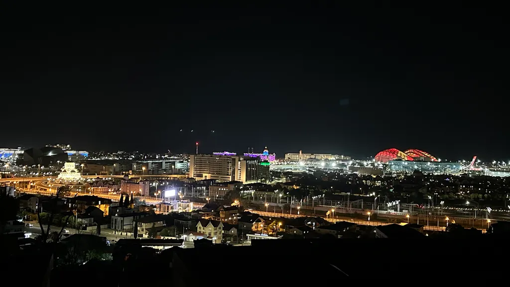 Квартира Новые апартаменты,без бабушкиного ремонта,с видом на море и Олимп.парк — Сириус