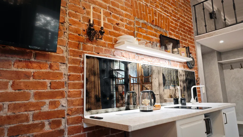 Апартамент винтаж со своим двориком в центре