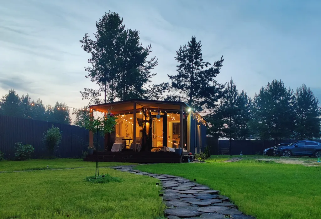 Домик с баней в лесу