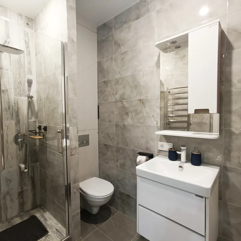 Новая студия в Минск-Мир с самозаселением возле метро