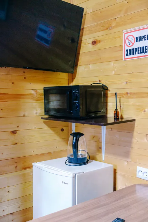 Домик с уютной террасой с красивым видом на горы