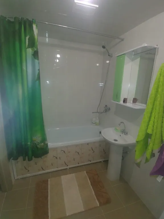 Квартира в новом доме с охраняемой стоянкой