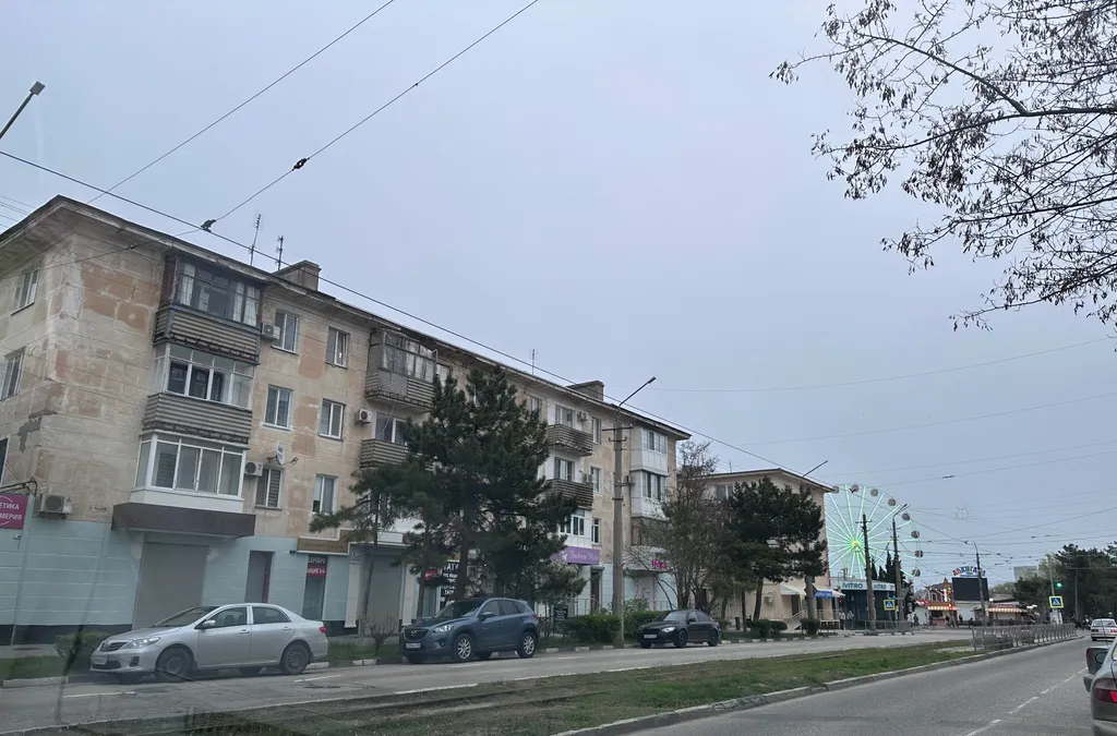 Просторная 2-комнатная студия в центре города