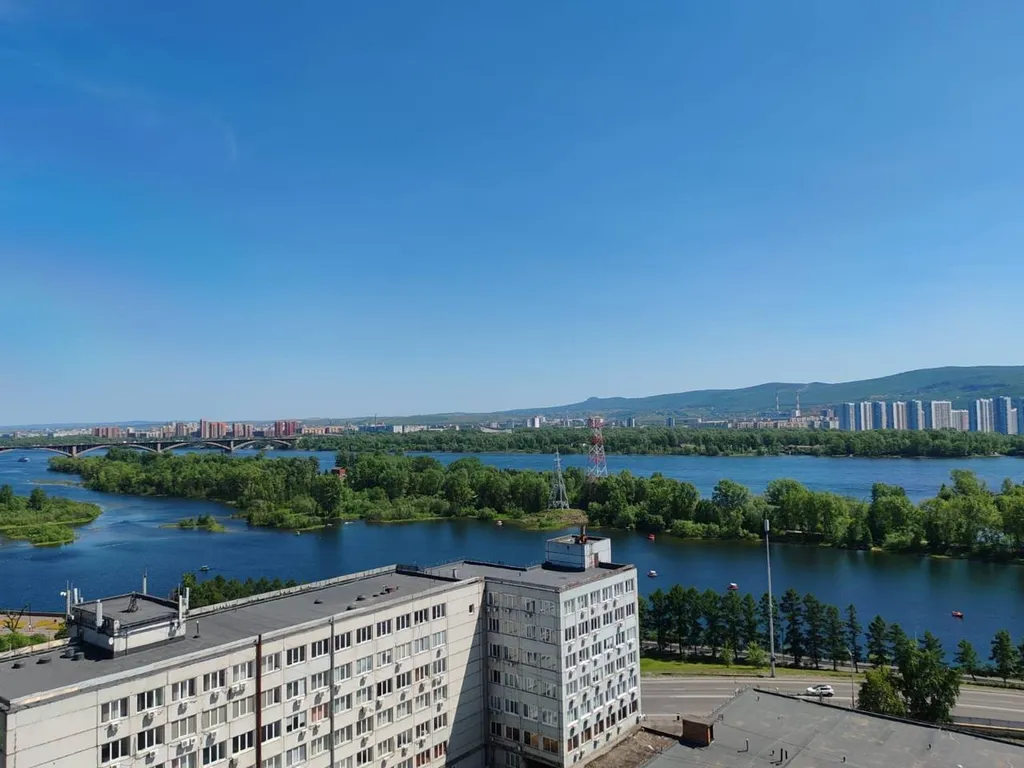 Квартира Квартира Уютная студия на набережной с красивым видом на Енисей — Красноярск