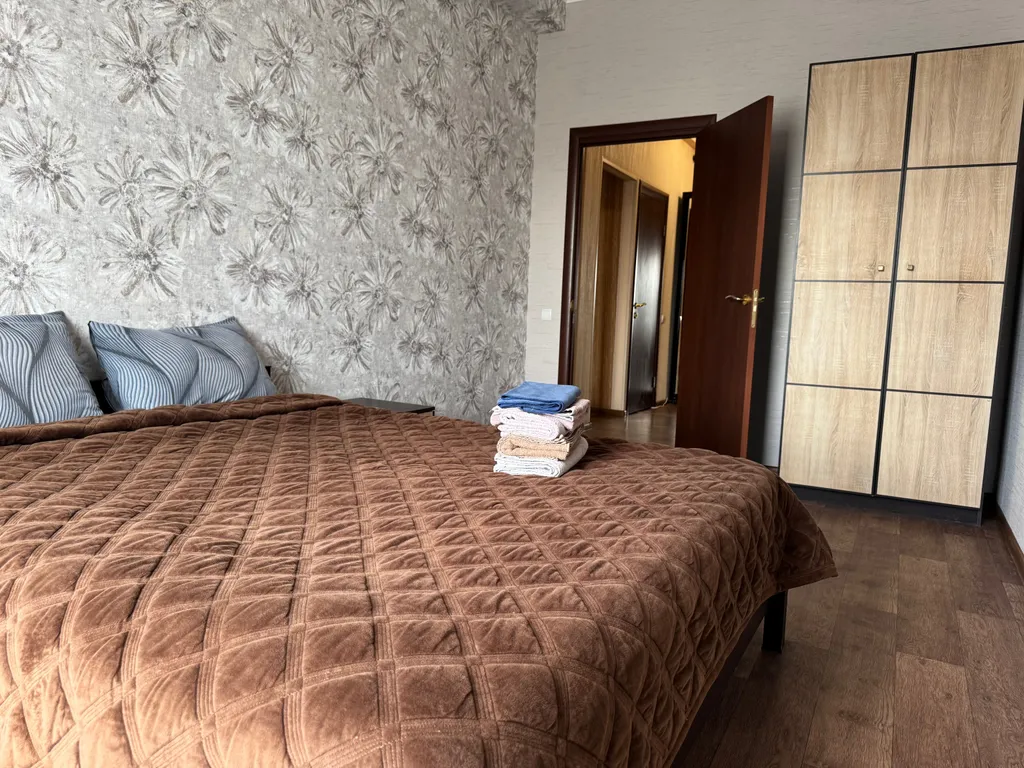 Уютная современная квартира, в тихом районе города — аренда посуточно в Мариуполь