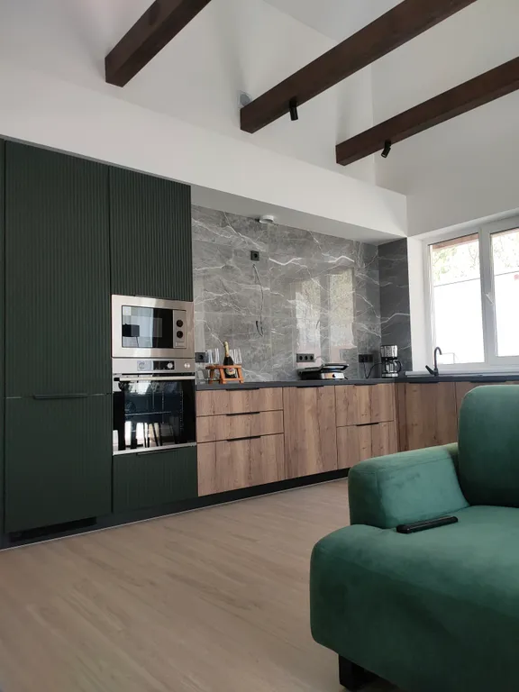 Новый дом в черте города Екатеринбурга