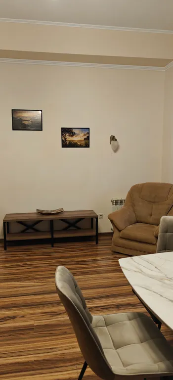 Видовой апартамент с двумя балконами