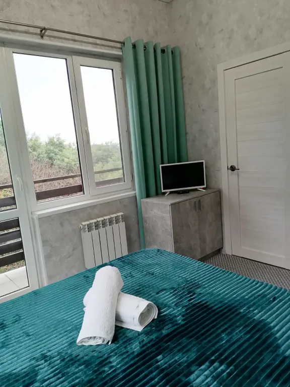 Дом - вилла - коттедж 5 спален
На территории бассейн