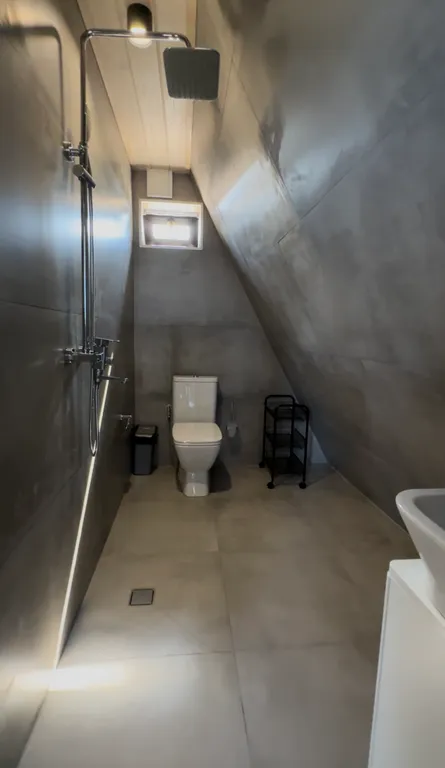 Уютный домик на берегу моря