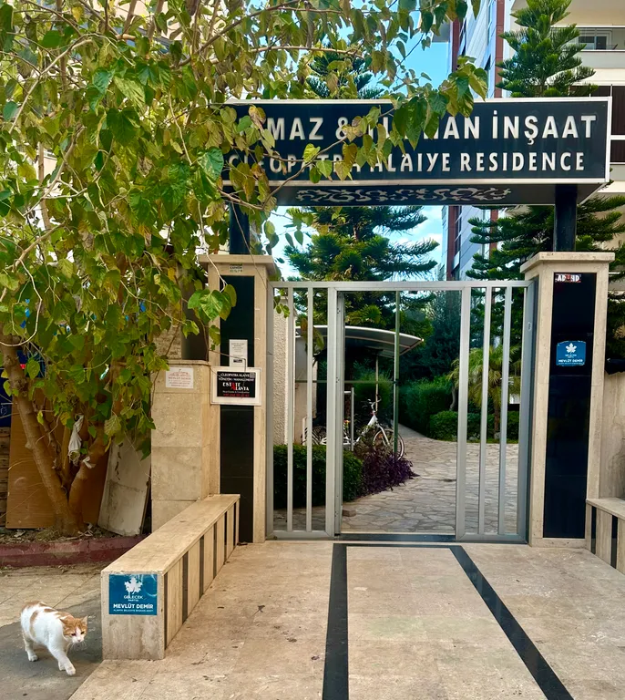 Квартира в центре со своим бассейном у пляжа Клеопатра